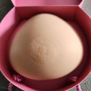 TRULIFE Impressions triangle Silicone Breast Form
